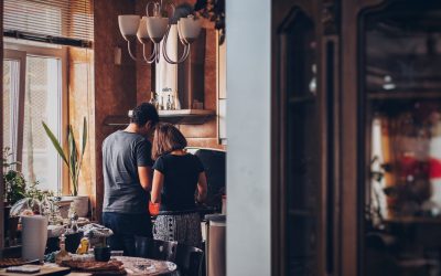 Kochkurse für Paare als romantische Geschenkidee